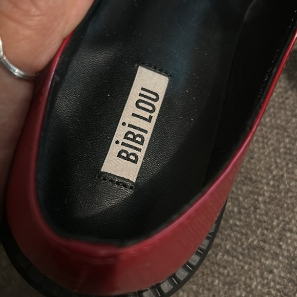 Anthropologie Bibi Lou Red Cathy Leather T-Strap chunky Mary Janes sz 39 - Picture 3 of 4